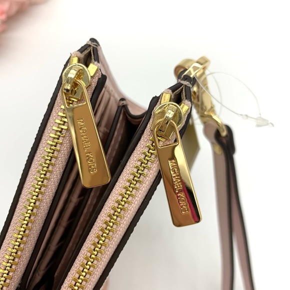 Michael Kors Jet Set Travel Double Zip Wristlet - Vanilla /Powder Blush Multi - Picture 4 of 9